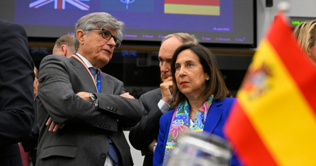Margarita robles reconnaît l’appel d’air migratoire à Sebta après un arrêt judiciaire espagnol