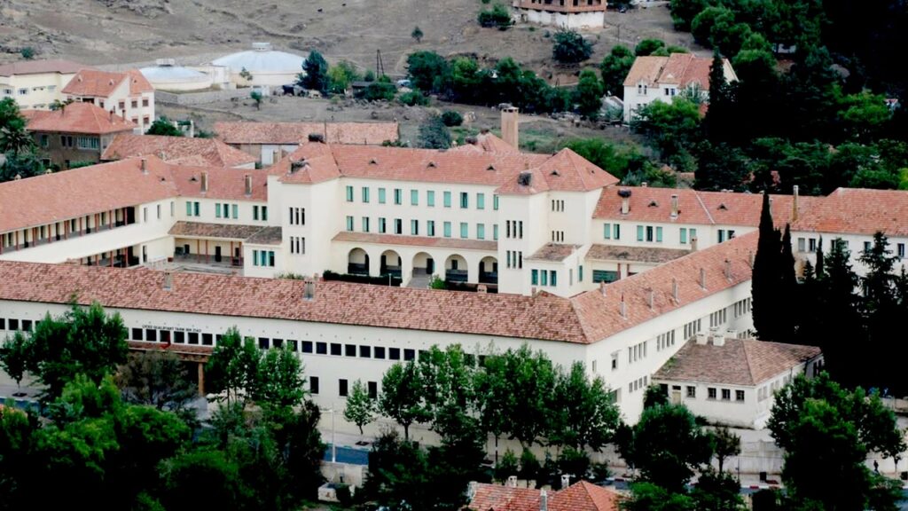 Maroc : le collège d’Azrou, symbole d’une ambition berbère