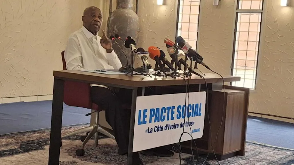 Portrait officiel de Laurent Gbagbo lors de la nomination des cinq personnalités au PPA-CI