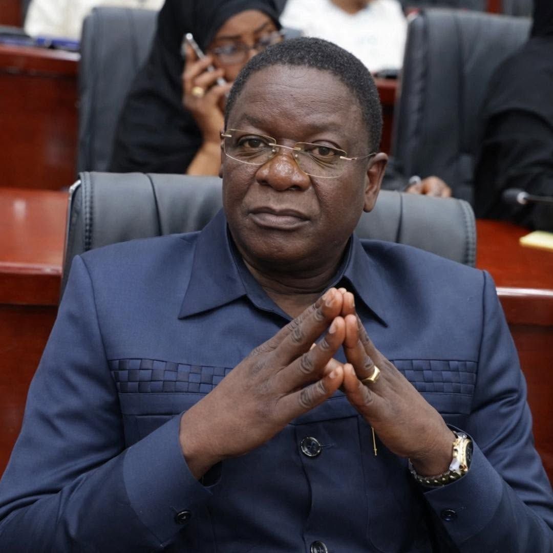 Signature d'un décret de grâce présidentielle au Tchad par le président Mahamat Idriss Déby Itno