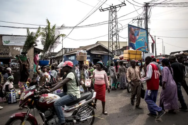 Vue d'une rue animée à Goma, en RDC