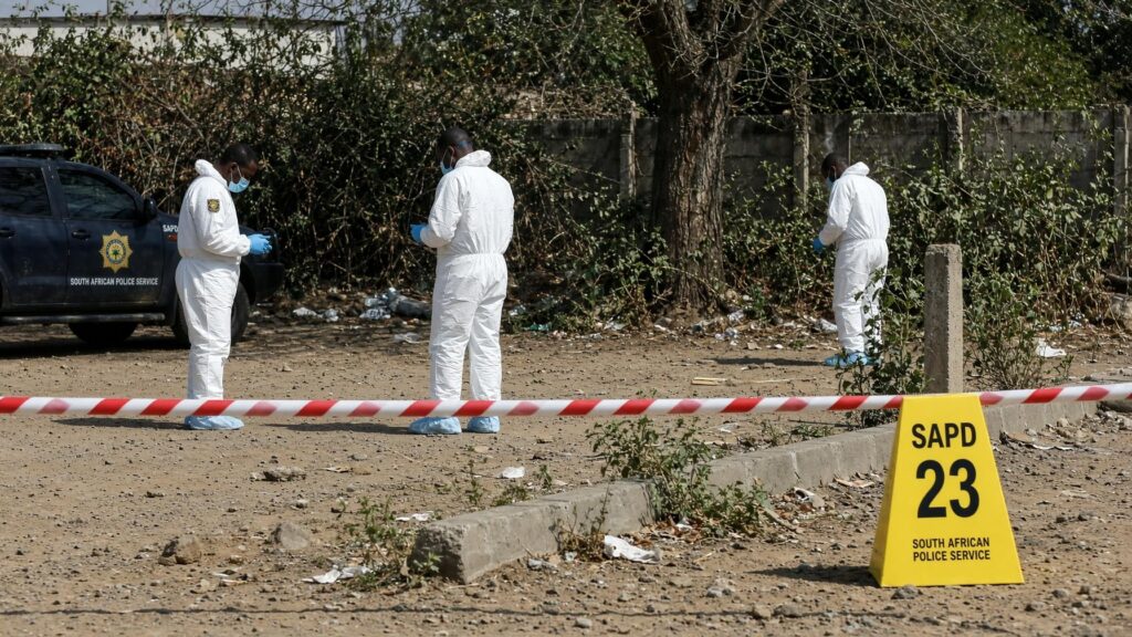Fusillades en Afrique du Sud : ce que révèlent vraiment les 27 morts de Johannesburg et du Cap