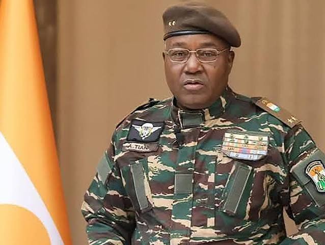 Niger : derrière l’interdiction des manifestations pétrolières, un système en déroute