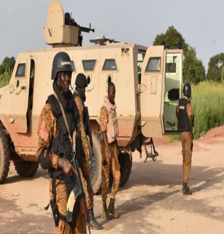 Burkina Faso : les dessous des attaques du jnim révélés, quand les blindés et les milices s’effondrent