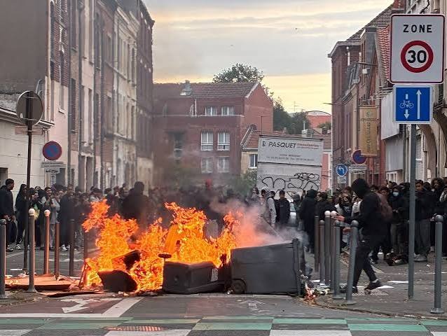 Violences lycéennes en France : pourquoi cette journée du 1er octobre fait basculer le pays dans l’inconnu ?