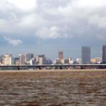 Tensions à Abidjan : un projet d&rsquo;aménagement relance le conflit entre district et mairie