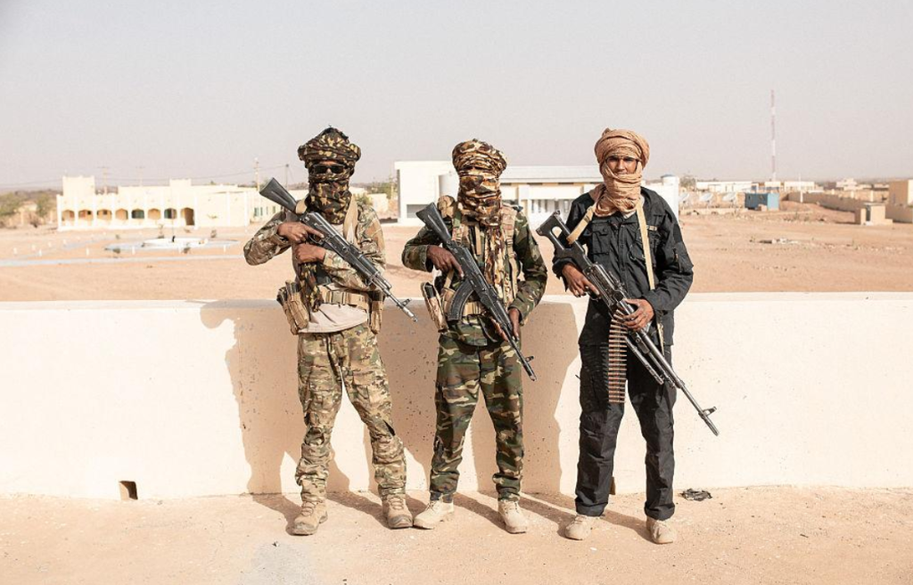 Mali : les dessous stratégiques du virage du fla vers benghazi et abou dhabi après la chute de Kidal